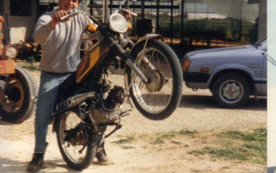 עם האופנוע האהוב